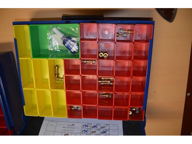 4 metalen koffers vulkan lokring met koppelstukken (b423) - afbeelding 6 van  9