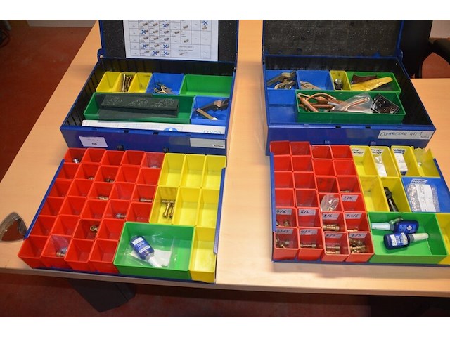 4 metalen koffers vulkan lokring met koppelstukken (b423) - afbeelding 7 van  9