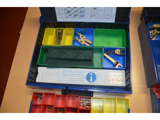 4 metalen koffers vulkan lokring met koppelstukken (b423) - afbeelding 8 van  9