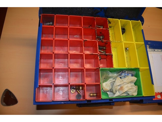 4 metalen koffers vulkan lokring met koppelstukken (b423) - afbeelding 5 van  9