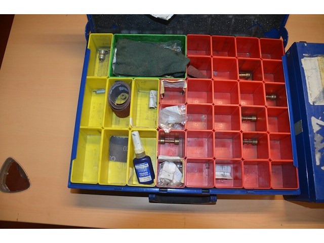 4 metalen koffers vulkan lokring met koppelstukken (b423) - afbeelding 7 van  9