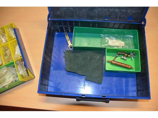 4 metalen koffers vulkan lokring met koppelstukken (b423) - afbeelding 9 van  9