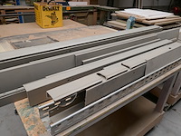 4 mobiele houten werktafels + kabelgoten - afbeelding 3 van  4