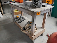 4 mobiele houten werktafels + kabelgoten - afbeelding 4 van  4