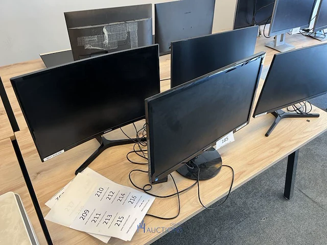 4 monitors samsung - afbeelding 2 van  3