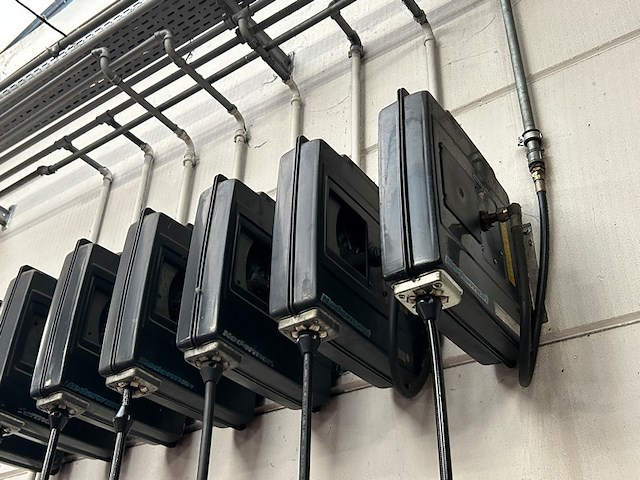 4 nederman slangenhaspels - afbeelding 1 van  5