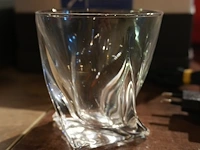 4 nieuwe glazen in doos