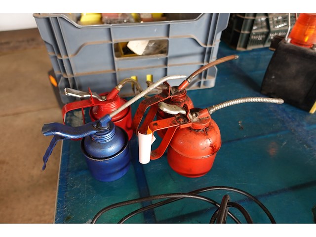 4 olievatjes - afbeelding 1 van  1