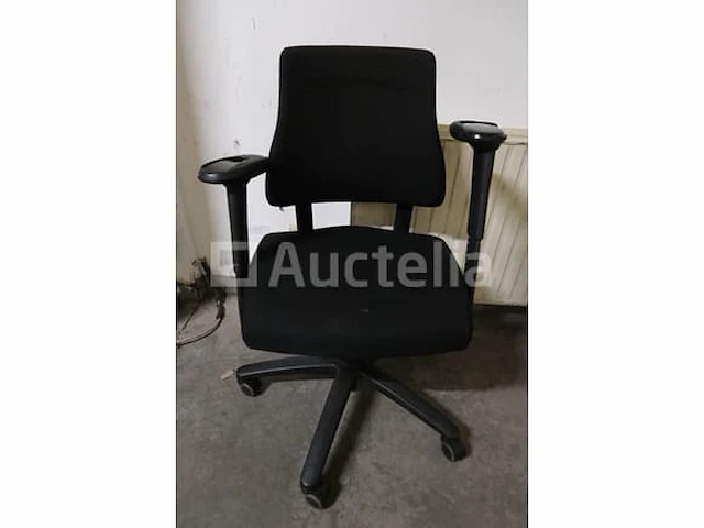 4 ongelijke bureaustoelen - afbeelding 2 van  7