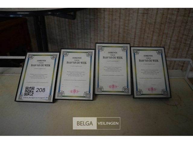 4 oorkondes baas van de week - afbeelding 1 van  3