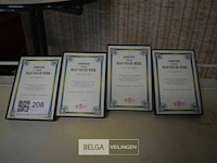 4 oorkondes baas van de week - afbeelding 1 van  3