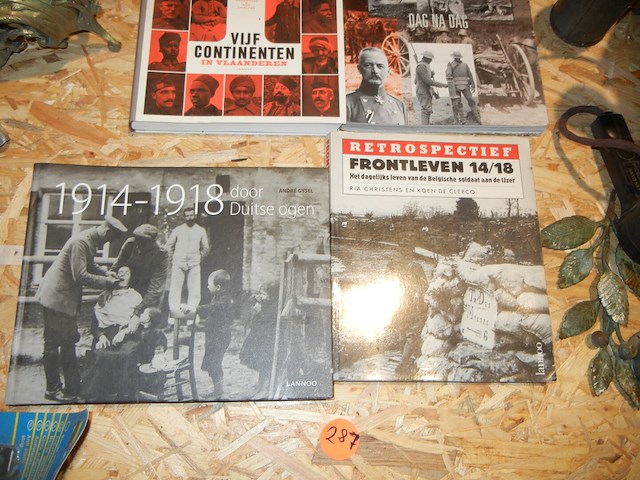4 oorlogsboeken - afbeelding 1 van  1