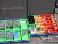 4 opbergkoffers met inhoud - afbeelding 3 van  4