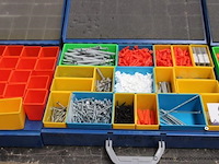 4 opbergkoffers met inhoud - afbeelding 2 van  4
