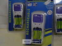 4 opladers voor batterijen aa/aaa - afbeelding 2 van  3