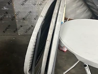 4 opvouwbare ronde tafels. - afbeelding 1 van  2