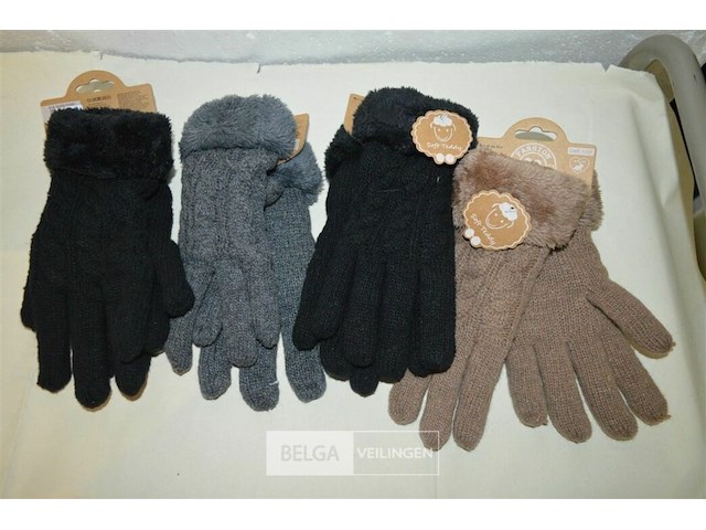 4 paar handschoenen div kleuren - afbeelding 1 van  3