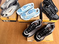 4 paar schoenen, licht beschadigd - afbeelding 1 van  5