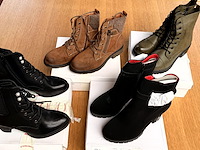 4 paar schoenen - afbeelding 1 van  5