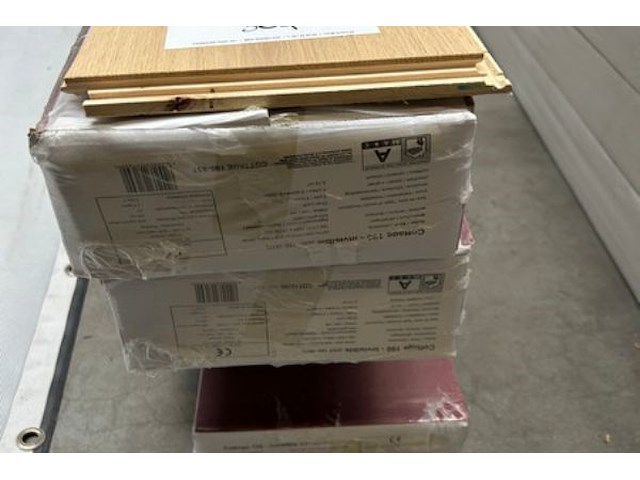 4 pakken eiken parket - afbeelding 3 van  4