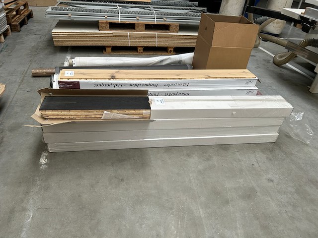 4 pakken parket bergamo zwart - afbeelding 1 van  3