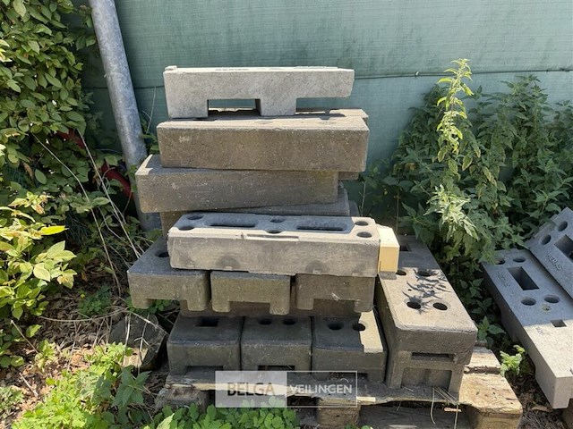 4 palletten diverse bouwhekvoeten - afbeelding 2 van  4