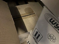 4 palletten onderhoudsproducten wynn's - afbeelding 6 van  21