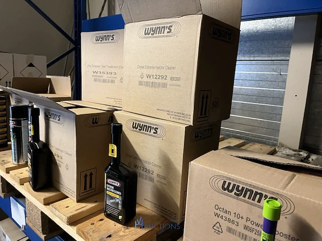 4 palletten onderhoudsproducten wynn's - afbeelding 8 van  28