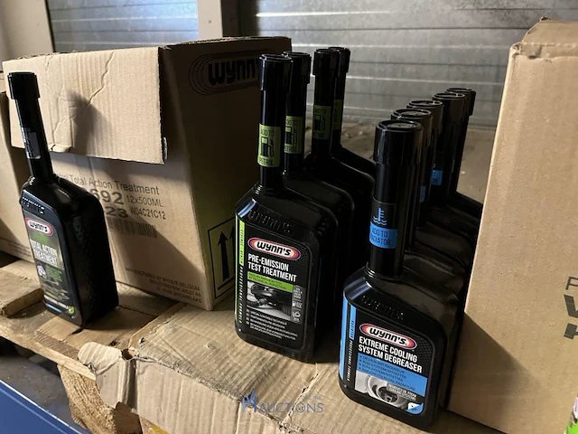 4 palletten onderhoudsproducten wynn's - afbeelding 16 van  28