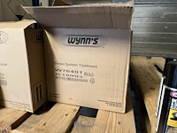 4 palletten onderhoudsproducten wynn's - afbeelding 27 van  28
