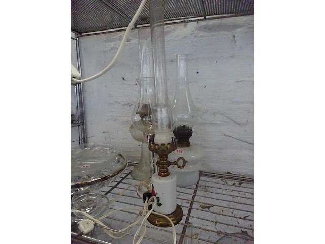 4 petrollampen - afbeelding 1 van  2