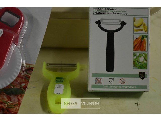 4 pizzasnijders, ±14 dunschillers - afbeelding 3 van  3