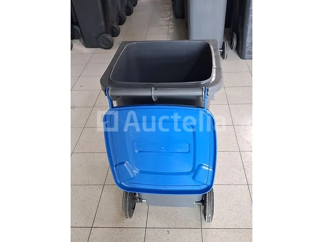 4 plastic bakken van 100 liter - afbeelding 4 van  6