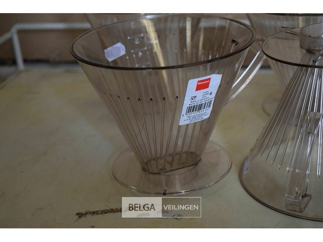 4 plastieken koffiefilters - afbeelding 2 van  2