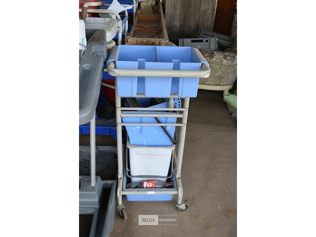 4 poetskarren - afbeelding 4 van  5