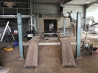 4-post lift