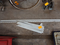 4 rails voor rekken en haken - afbeelding 2 van  5