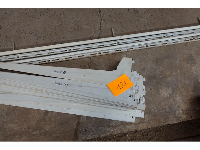 4 rails voor rekken en haken - afbeelding 5 van  5