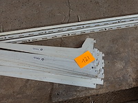 4 rails voor rekken en haken - afbeelding 5 van  5