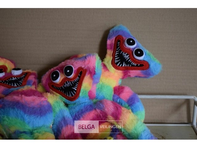 4 regenboogbeertjes +4 regenboogetui - afbeelding 2 van  2