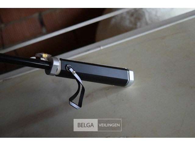 4 regenboogkleuren paraplu's - afbeelding 2 van  2