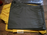 4 regenbroeken div maten - afbeelding 2 van  3