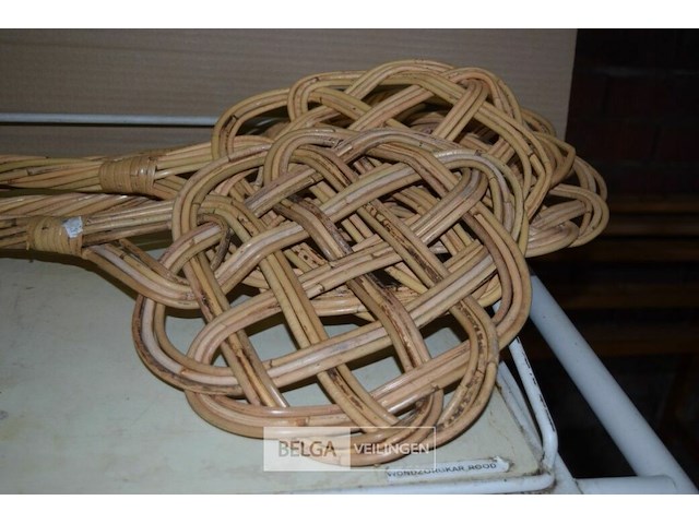 4 rieten mattenkloppers - afbeelding 2 van  2