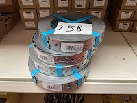 4 rollen band ijzer - afbeelding 2 van  3
