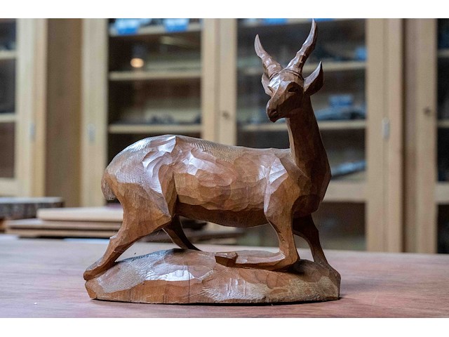 4 sculpturen - afbeelding 2 van  6