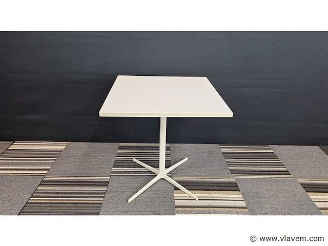 4 st. kantinetafel nn - afbeelding 1 van  4