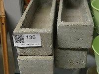 4 stenen bloembakjes 38x10 cm - afbeelding 1 van  2