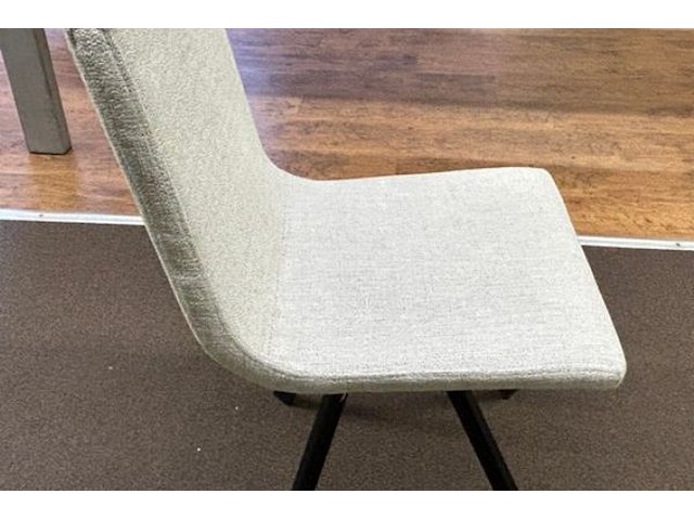 4 stoelen astrid - afbeelding 3 van  8