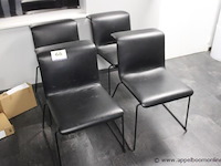 4 stoelen in skai bekleed