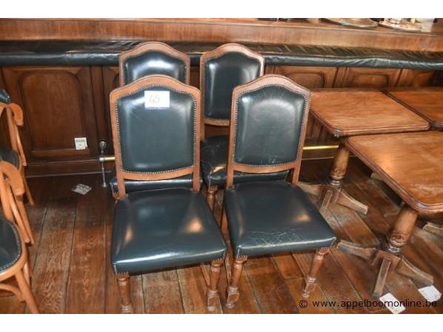 4 stoelen in skai bekleed - afbeelding 1 van  1